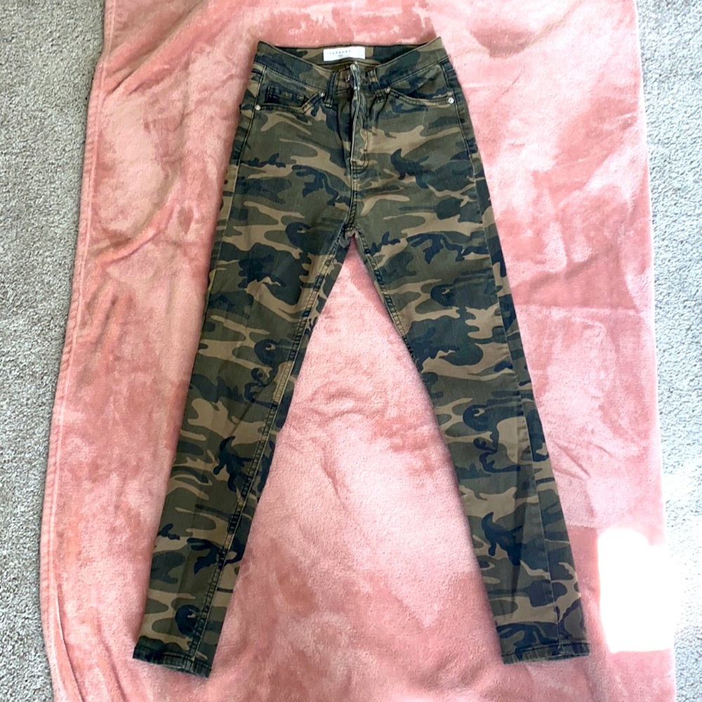 TOPSHOP JAMIE JEAN ARMY PRINT